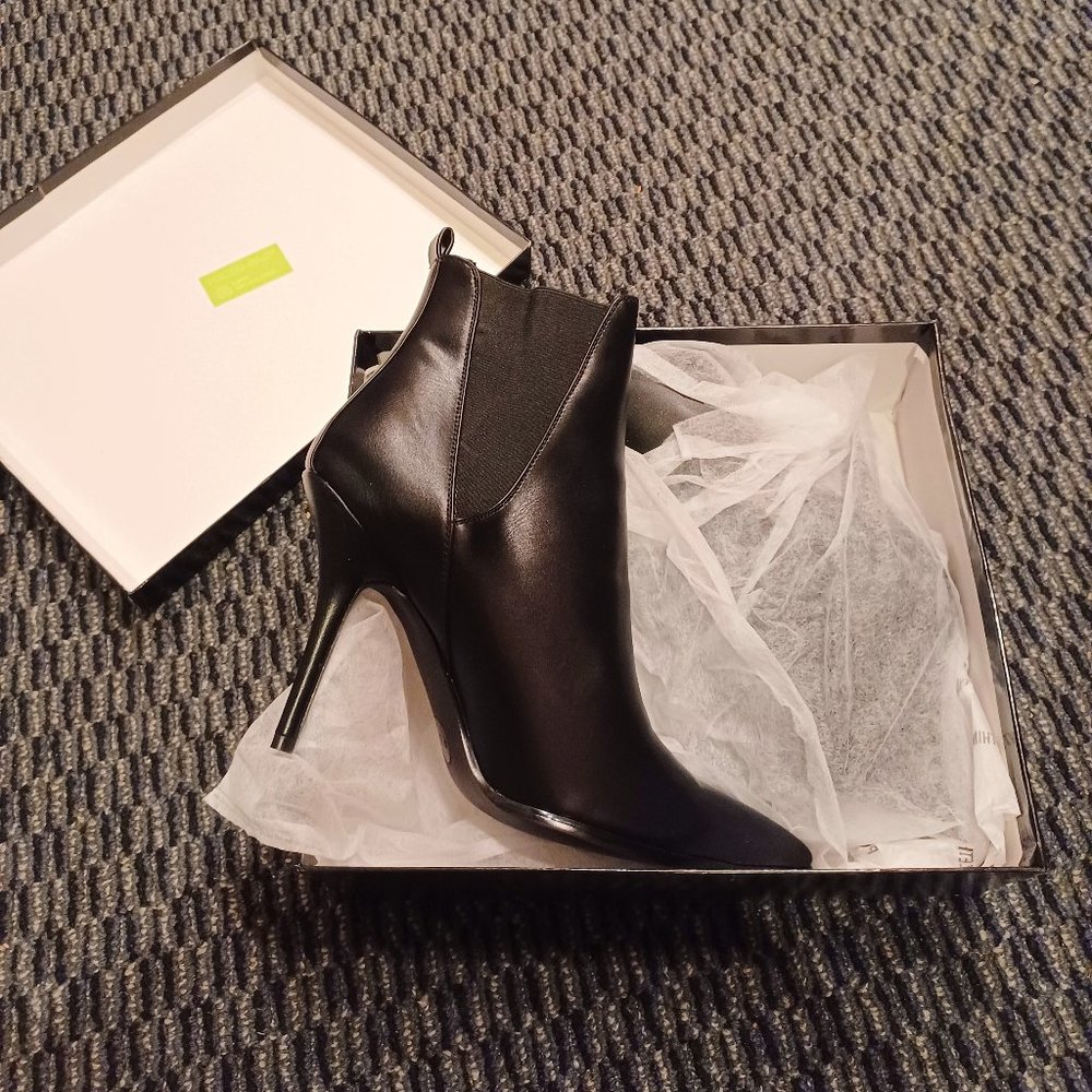 Pretty Little Thing black ankle boots
